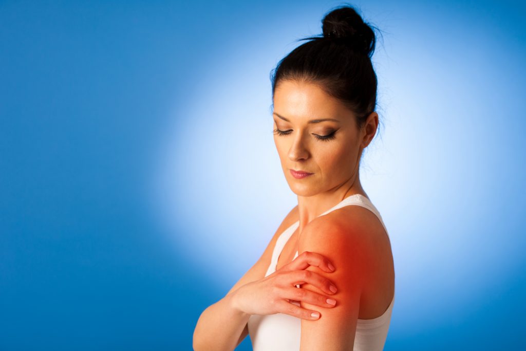 Common Causes of Shoulder Pain - Simpson Advanced Chiropractic ...